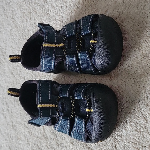 Keen little kids Newport H2 sz 5 - Picture 3 of 7